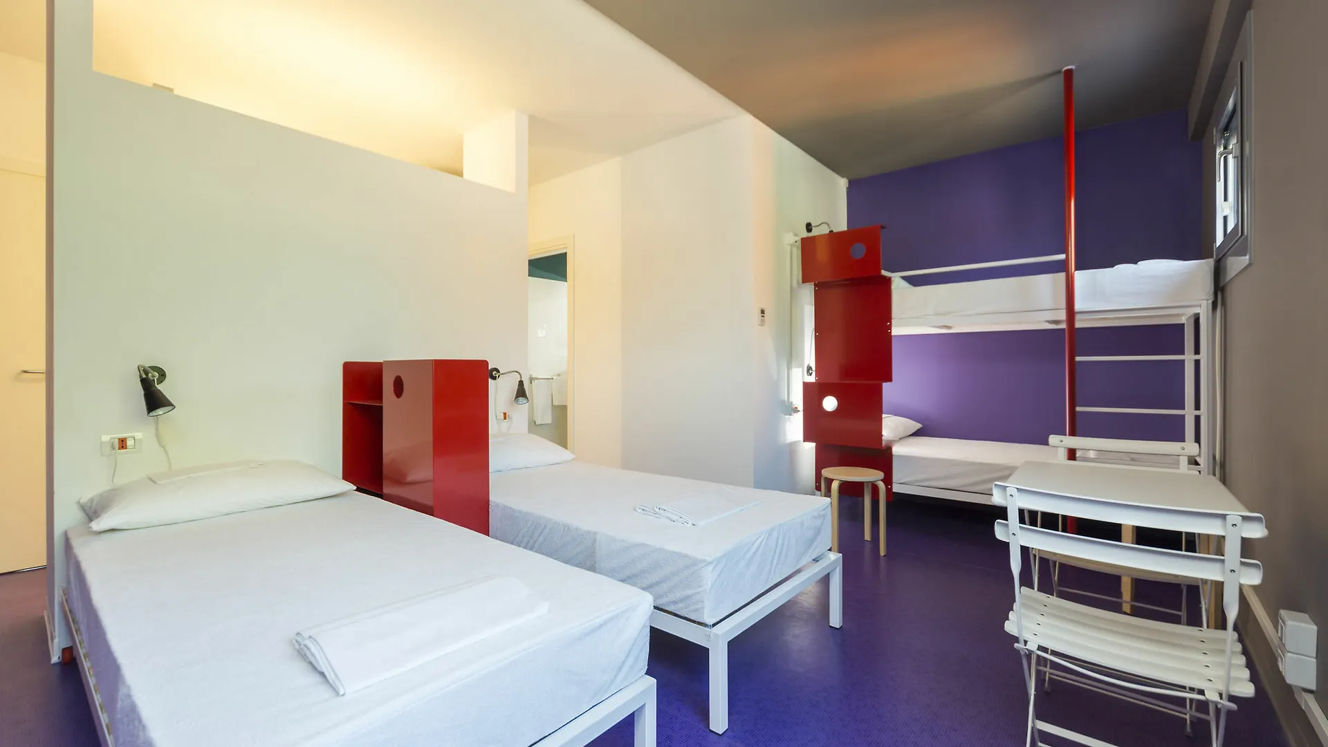 Combo Bologna Hostel 0*,  Italy